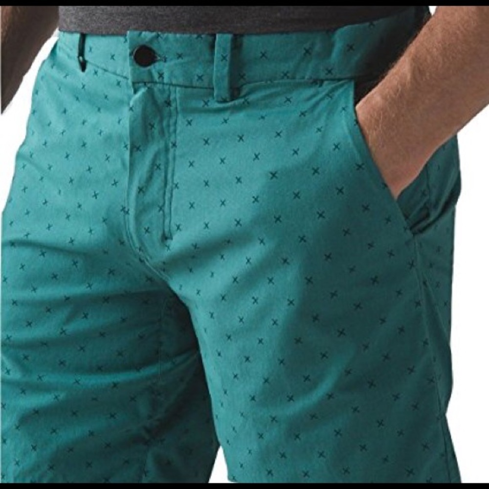 Lululemon | Commission Shorts